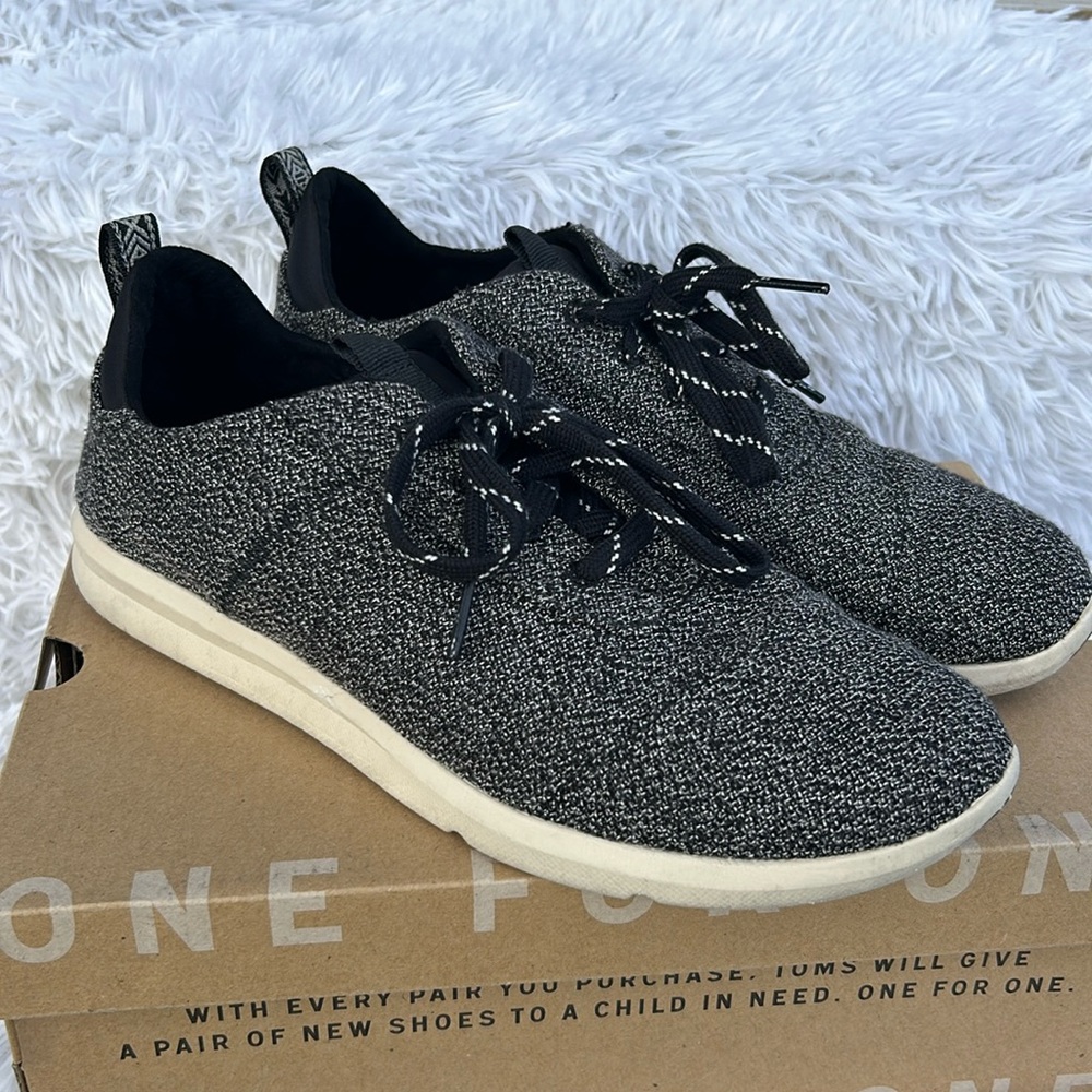 Toms Cabrillo Black and White Terry Cloth Lace Up Sneaker Tennis Shoe Size 8.5 - Picture 3 of 12